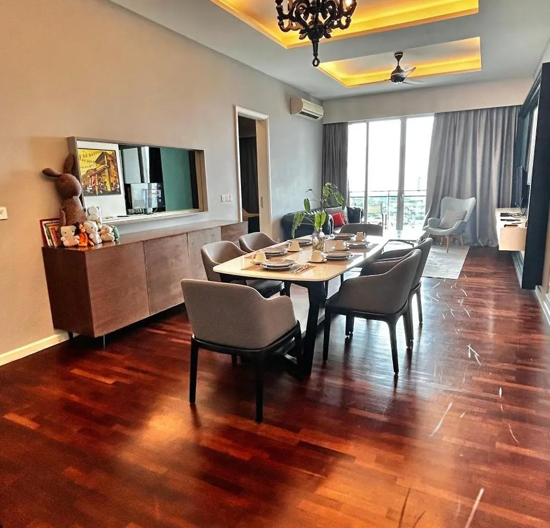 Luxury 3R2B Penthouse The Shore Hotel & Residences Malacca