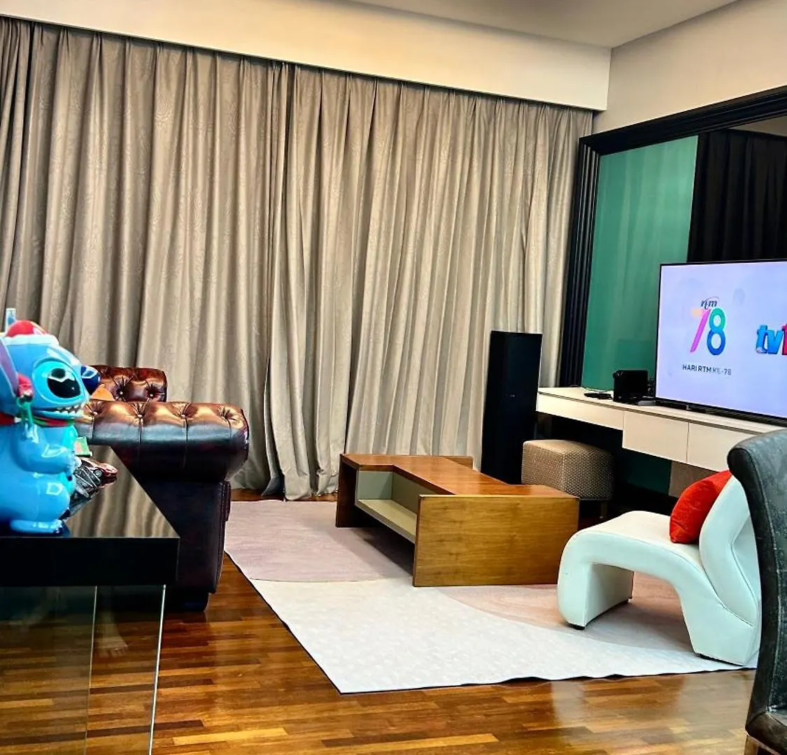 Luxury 3R2B Penthouse The Shore Hotel & Residences Malacca Malaysia