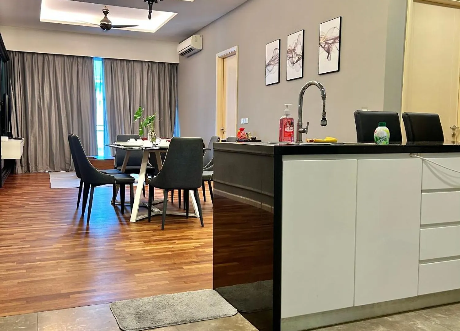 Luxury 3R2B Penthouse The Shore Hotel & Residences Malacca